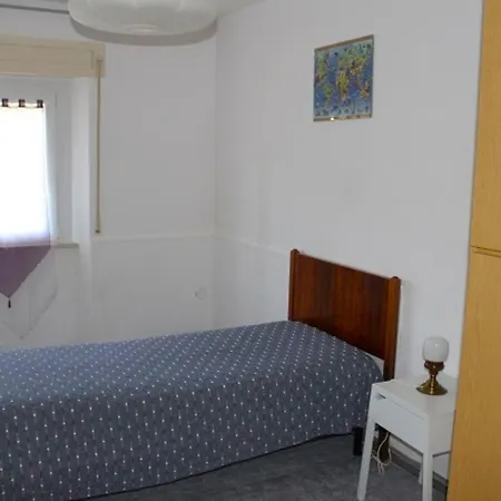 Patrizia - Vicino Al Centro, Con 3 E Posto Auto 公寓 努马纳