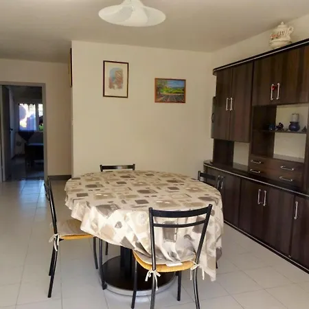 Patrizia - Vicino Al Centro, Con 3 E Posto Auto *